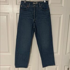 Levi’s Ribcage Straight Ankle Jeans Sz 29